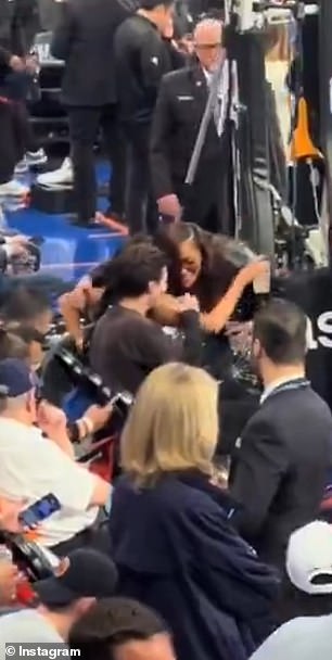 Jordyn je 2019. godine ispao s Kylie nakon što ju je ljubavni trokut uključio, Kylieina sestra Khloe Kardashian i Tristan Thompson