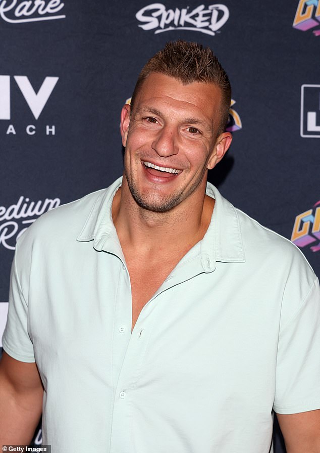 Pa čak i njegov bivši igrač, Rob Gronkowski, sada je kritizirao legendarnog trenera