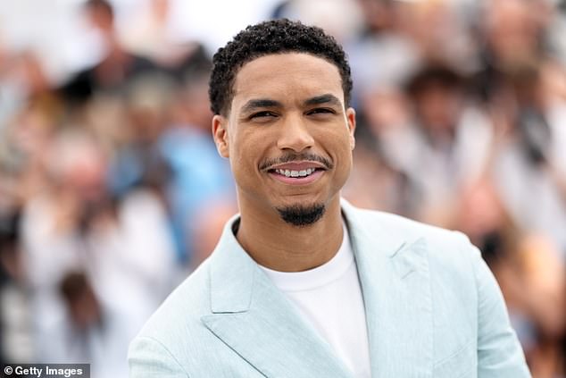 Greg Tarzan Davis se također vratio, reprizirajući svoju ulogu Degasa iz filmske misije 2023.