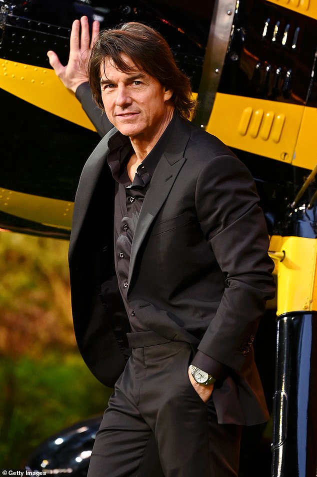 Nakon niza projekcija tiska, filmski kritičari na društvene medije uputili su se na najnovije rate u franšizi, nazivajući ga 