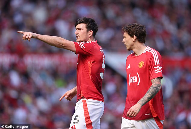 Obradio je obranu i vrijedno je napomenuti da je samo jednom priznao atletsku klupsku stranu koja je postigla 22 puta tijekom cijelog natjecanja