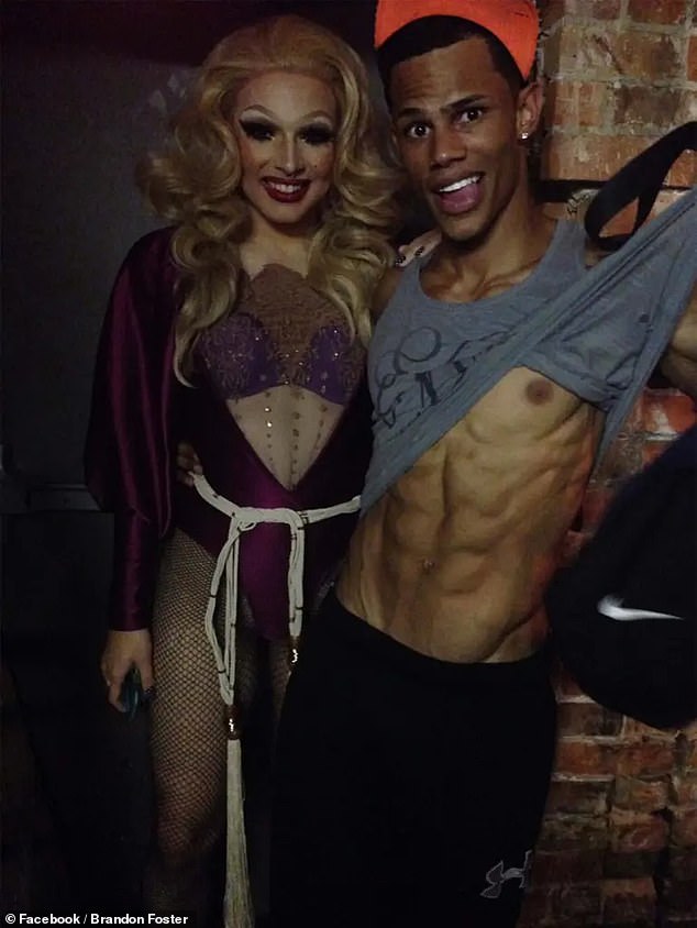 Dok je Geffen svoje bogatstvo napravio kao suosnivač DreamWorks-a i kao izvršni direktor, Armstrong je ranije radio kao plesač go-go