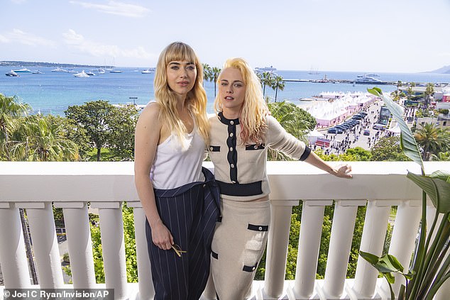 Film je Kristenin redateljski debi, a prilagodio ju je iz Memoira za zlostavljanje 2011. godine Lidia Yuknavitch