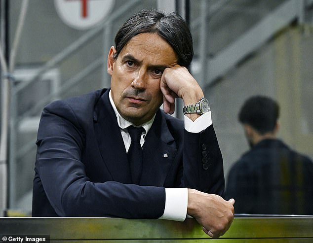Simone Inzaghi poslana je zbog svoje bijesne reakcije na Lazio koji je dodijeljen kaznu