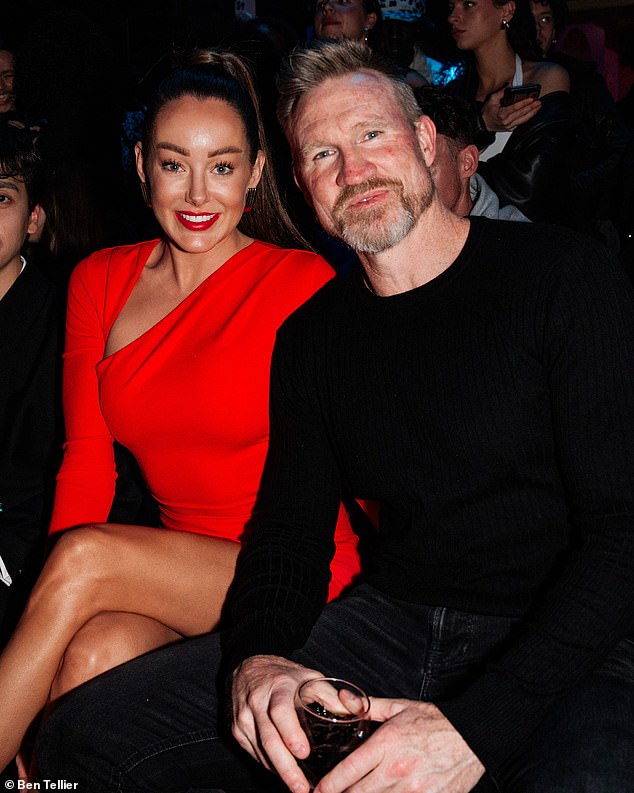 Buckleyjev nedavni raskid olakšao bi stvari ako bi se trebao preseliti u Tasmaniju, ali puno bi se trebalo dogoditi prije nego što je postala stvarnost