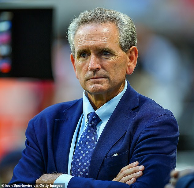 Atletski direktor Sjeverne Karoline Bubba Cunningham rekao je da je UNC rasprodao svoje sezonske ulaznice