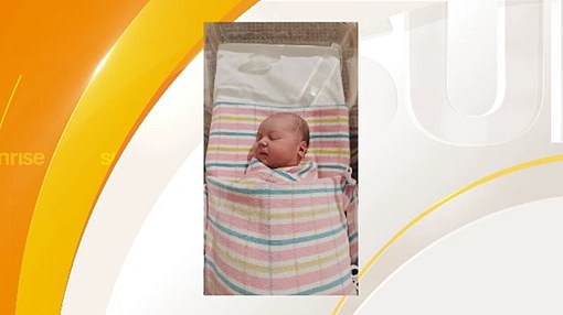 Dopisnik u Sydneyu i njegova supruga Georgia dočekali su svoj paket radosti - djevojčicu po imenu Josie - u ponedjeljak navečer