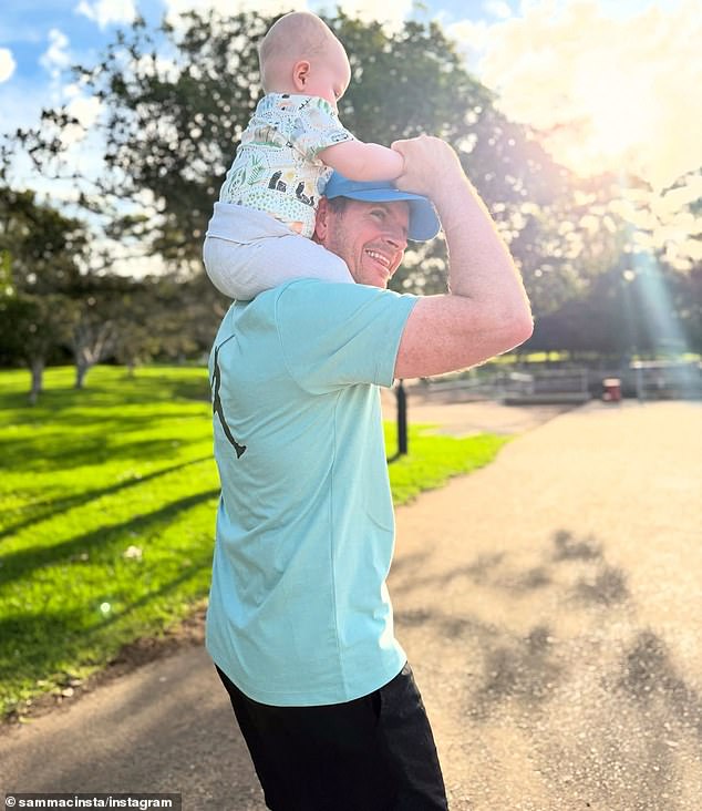 U svibnju je Sunrise oprostio od voljenog meteorološkog vremena Sam Mac nakon što je odlučio oduzeti neko vrijeme od televizije kako bi se usredotočio na očinstvo