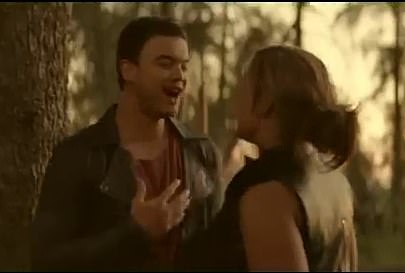 Guy i Jordin su se udružili, 2009. godine za The Track Art of Love, koji je prikazan na Guy's Peti album poput toga