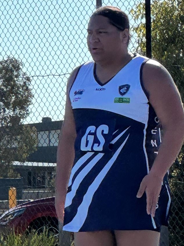 ARANUI (na slici igranja za Melton Central) bio je elitni igrač u muškom netball -u