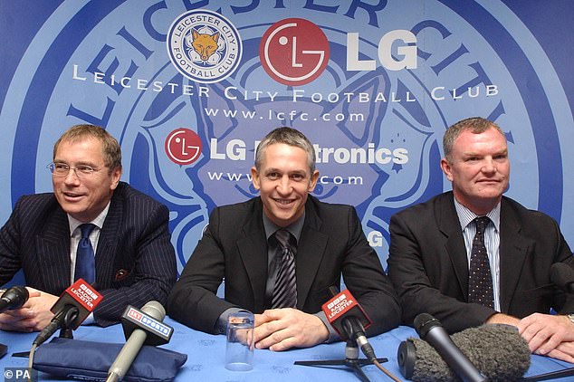 S lijeva na desno: John Holmes, Gary Lineker i bivši predsjednik Leicester Cityja Greg Clarke