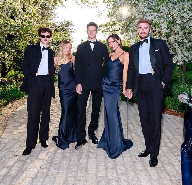 David Beckham obilježava svoj 50. rođendan u Cotswoldsu sa svojom obitelji, ali bez Brooklyna ili Nicole