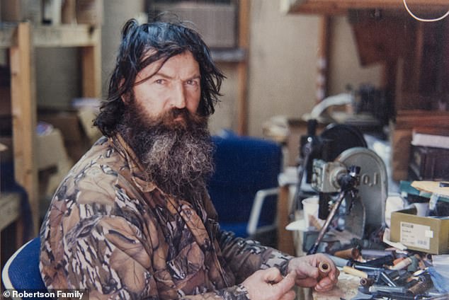 Obitelj i fanovi dobro su se sjećali popularne reality zvijezde kao vijesti o njegovom prolazu