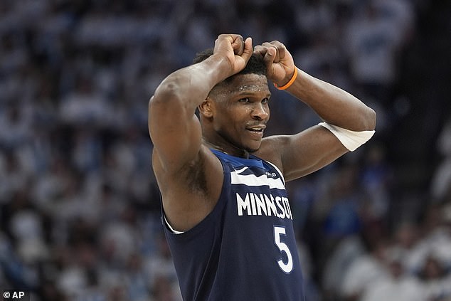 Ali starteri Timberwolvesa - uključujući Anthonyja Edwardsa - borili su se za postizanje gol