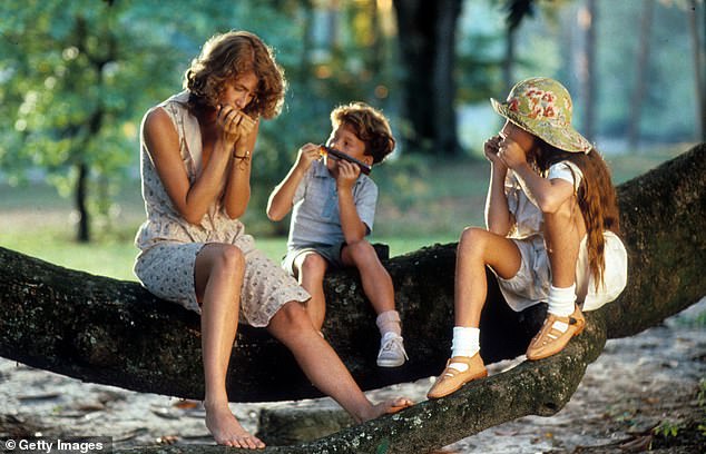 Također je glumila zajedno s Laurom Dern u filmu 1991. pod nazivom Rambling Rose (na slici)