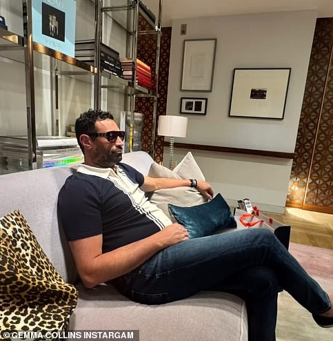 Gemma je uživala u današnjem izlasku sa svojim zaručnikom Rami Hawashom koji je viđen kako izgleda elegantno u snimcima