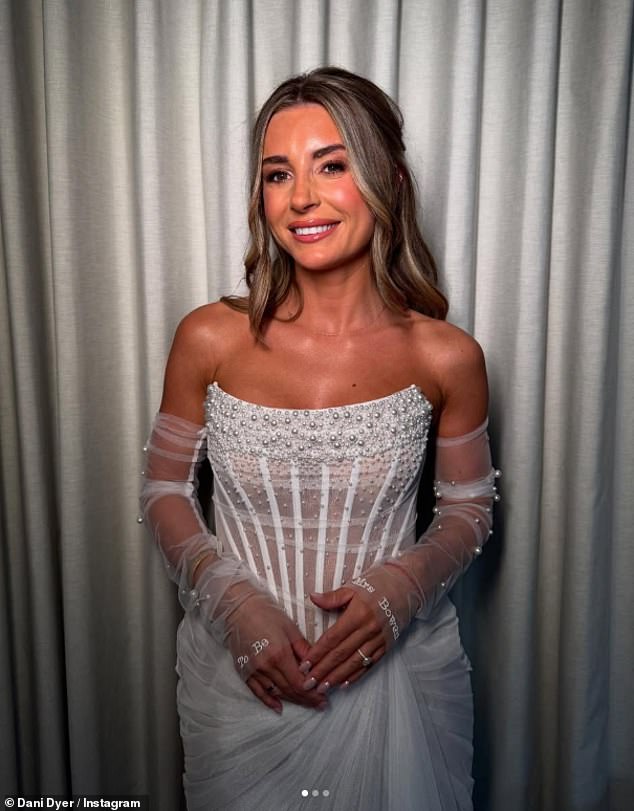 Realna zvijezda imala je vrtlog nekoliko mjeseci, ispunjena s dvije raskošne kokoške zabave i svim uzbuđenjem da se pripremi za svoj veliki dan