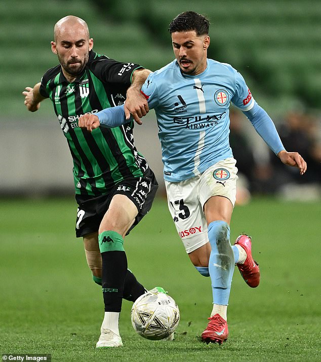 Zvijezda Socceroosa Marco Tilio (desno) vrsta je nogometnih navijača koje vole vidjeti u punom letu - on se u subotu nalazi kao ključna figura za Melbourne City
