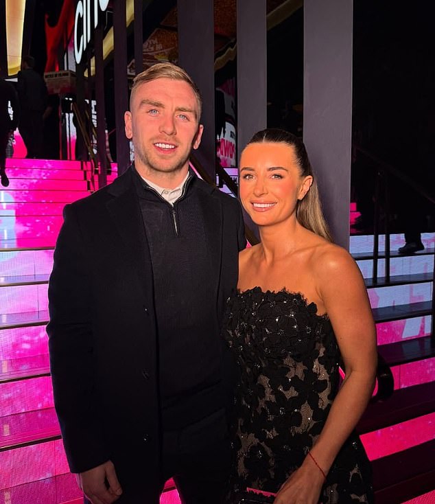 Dani i Jarrod izlaze od 2021. godine i dijele blizance jednogodišnje kćeri Summer and Star, dok Dani ima i sina Santiaga, tri, sa svojim bivšim dečkom Sammyjem Kimmenceom