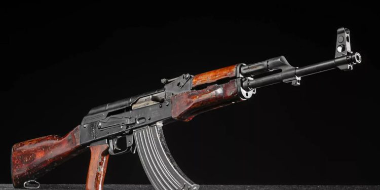 AK-47 ili ‘kalašnjikov’: revolucionarno oružje 20. stoljeća