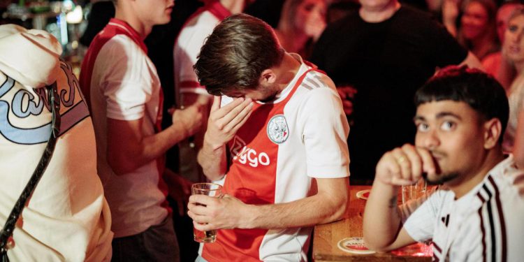 Ajax ismijavao Groningen, PSV obožavatelji zabave