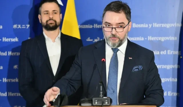 Amidžić s biznis-kartice potrošio 17.500 KM, Košarac platio ručak s Dodikom…