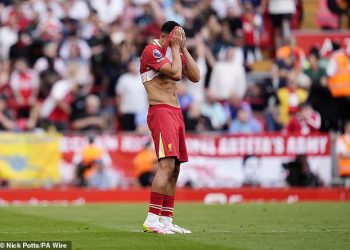 Anfield je podijeljen nad Trentom Alexander-Arnoldom, a bijes se proširio poput požara … ali naučio sam vas da ne budite jedan od svojih, piše Dominic Kinga