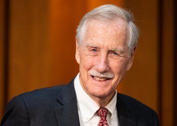 Angus King III, sin američkog senatora Angusa Kinga, kandiduje za guvernera Mainea