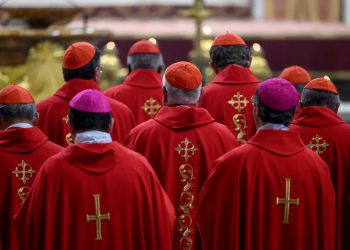 Anti-popi, 1.000 dana i izazov osobnoj higijeni: čudne činjenice o konklavi