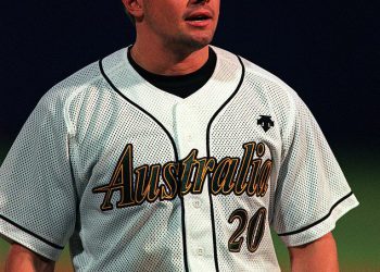Aussie Sport u žalosti kao bejzbol zvijezda Adam Burton umire samo 53