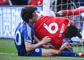 Awoniyi iz šume Nottingham u kome nakon sukoba s stupom