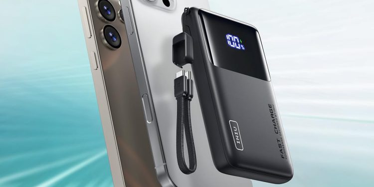 Banka napajanja u iznosu od 13 USD 10.000mAh 45W uključuje odvojivi USB Type-C kabel kabela