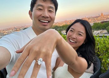 Barbie Star predlaže djevojku nakon tri godine zajedno … Pogledajte ogroman dijamantni prsten