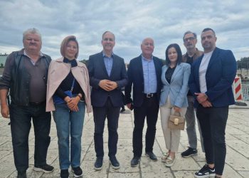 Bartulica podržao Biloglava: Daju se neostvariva obećanja. Dok nema gradnje, neće biti ni priljeva sredstava u proračunu!