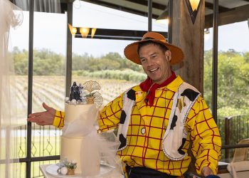 Ben Cousins ​​kao da ga nikad prije niste vidjeli! Sramotna slika AFL Great -a izlazi s divlje ceremonije vjenčanja