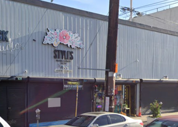 Berbershop eksplodira ‘dječji morski pas’ kako bi odvratio beskućnike