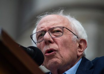 Bernie Sanders krivi gubitak izbora za Kamala Harris koji odabire milijardere u odnosu na radničku klasu