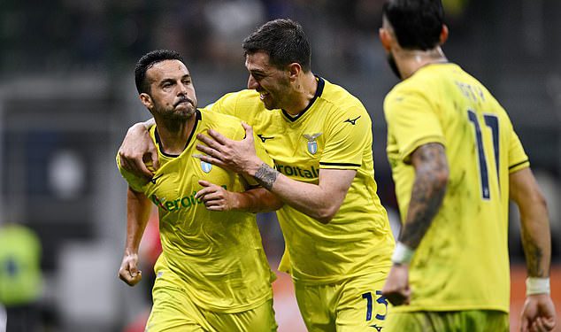 Bivša zvijezda Chelsea Dents Inter Milanova naslov naslov A Nada se s kasnom kaznom dok je Simone Inzaghi -ova bočna Miss šanse da preskoči Napoli krećući u posljednji dan