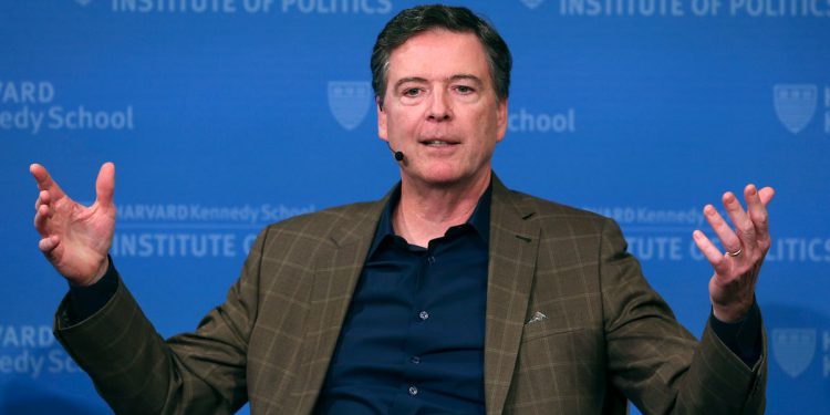 Bivši direktor FBI -ja James Comey naziva kontroverzu zbog Instagram Post “Malo distrakcije”