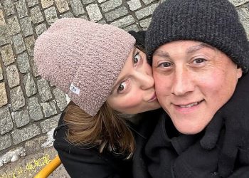 Bivši suprug Rachel Stevens Alex Bourne očekuje svoje prvo dijete s novom suprugom trgovcem umjetnikom Lily – tri godine nakon što se razdvojio iz S Club 7 pjevača