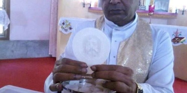 Božje čudo u Indiji: Lice Isusa pojavilo se na hostiji, Vatikan sve priznao