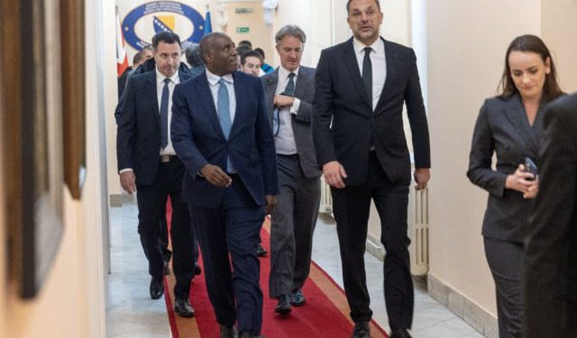 Britanski ministar vanjskih poslova potiče novu vladajuću većinu u BiH bez Dodika