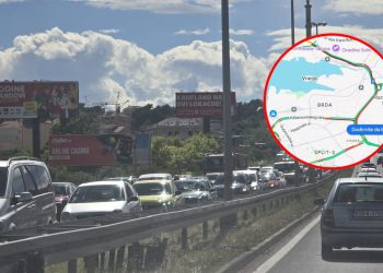 CIJELI GRAD U ‘CRVENO’ Ogromne gužve na izlazu iz Splita. Kolaps u gradu uoči produženog vikenda