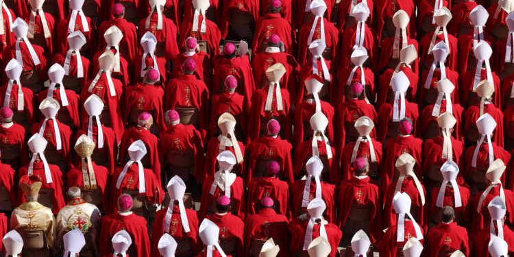 CONCLAVE LIVE: Prvi glas za odlučivanje sljedećeg pape koji će se održati danas