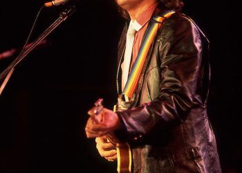 COUNTY Glazbena pjevačica umire od 73 godine nakon što je primljena u skrb o hospiciji kao počast obitelji