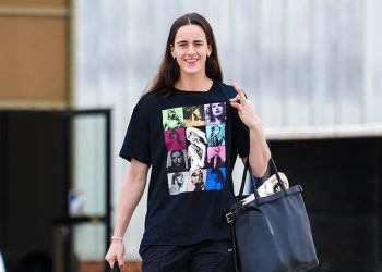 Caitlin Clark ulazi u masivnu navijačku bazu Taylor Swift kao ozlijeđena zvijezda WNBA pokazuje “Najbolju košulju na svijetu”