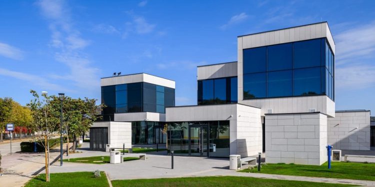 Centar za posjetitelje Skrivena Dalmacija: Novo u ponudi prvi stalni postav mješovite stvarnosti koji koristi VR naočale