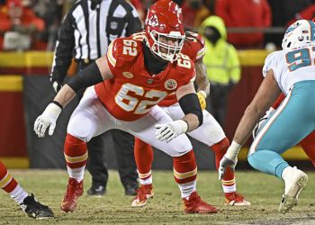 Četverostruki prvak u Super Bowlu Joe Thuney dobiva ogroman dan plaćanja jer se slaže s novim ugovorom Chicago Bears