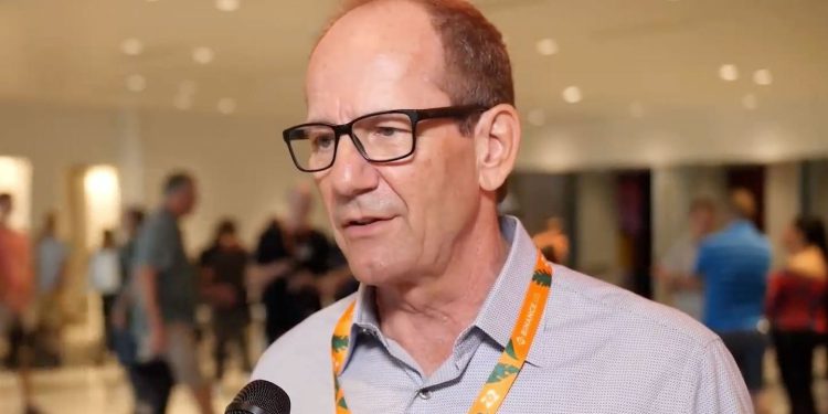 Compass Point smanjuje se za prodaju prije zarade