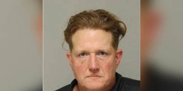 Čovjek koji pokušava utrkivati ​​svoju ženu kod kuće uzrokuje kobni sudar: policajci